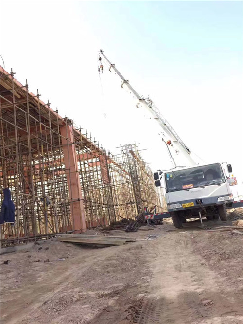 大城县吊车作业的安全注意事项有哪些？