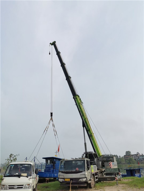 大城县桥梁建设吊装案例